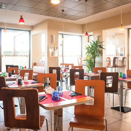 Ibis Hotel