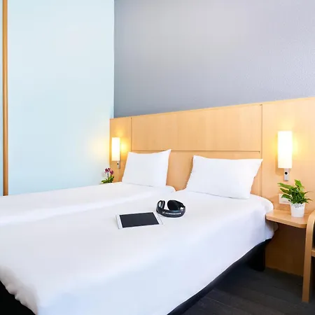 Ibis 3* Grandate