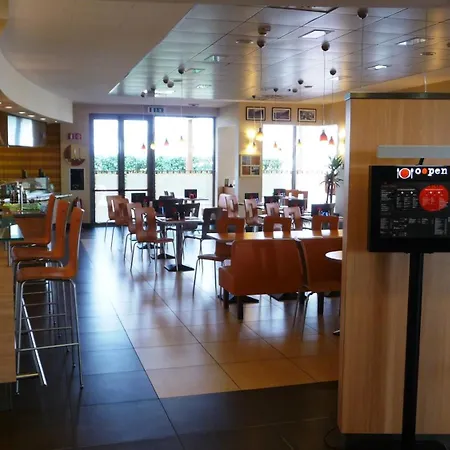 Ibis Hotel