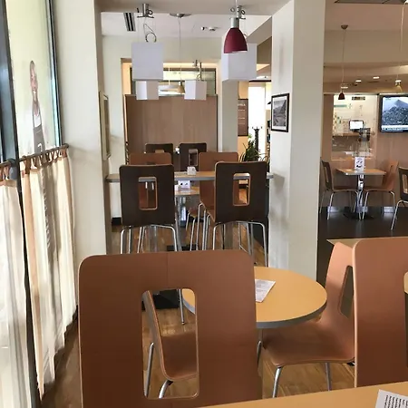 Hotel Ibis 3*