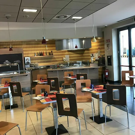 Hotel Ibis 3*