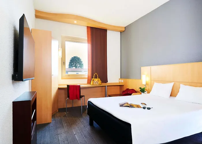 Hotel Ibis 3*
