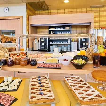 Hotel Ibis 3*