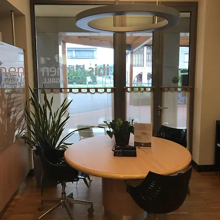 Ξενοδοχείο Ibis Grandate