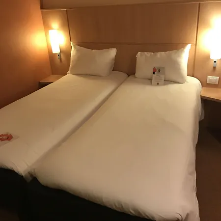 Ξενοδοχείο Ibis Grandate