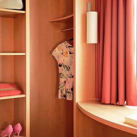 Ibis Hotel Grandate