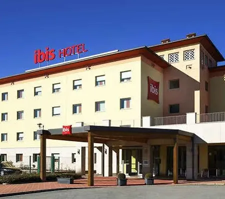 Отель Ibis Грандате