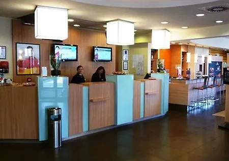 科莫宜必思酒店 格兰达泰